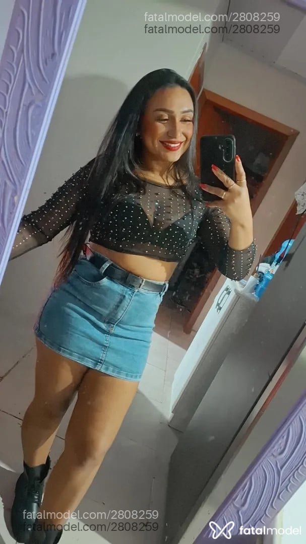 Acompanhante mulher morena (o) de olhos castanhos - Giovanna Matos