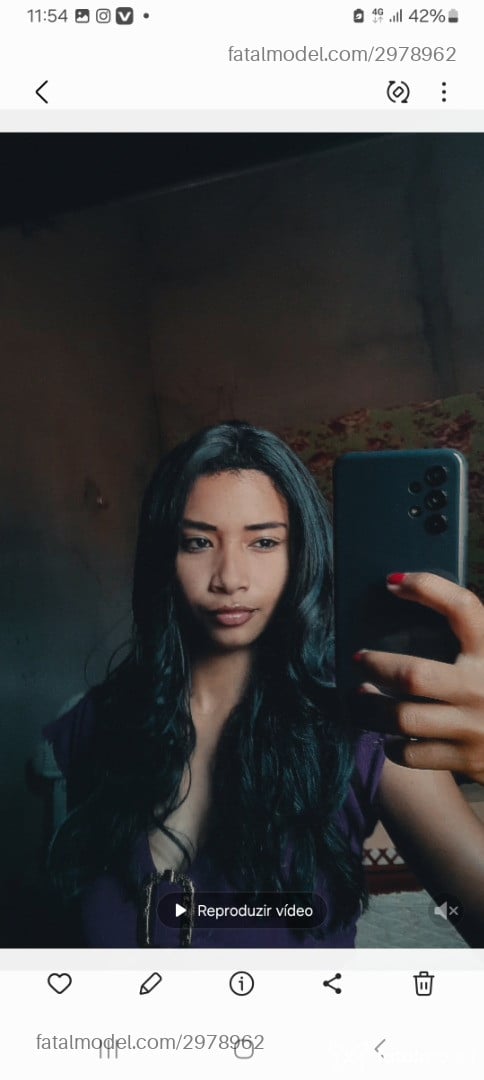 Acompanhante mulher morena (o) de olhos pretos - Yza Souza Acompanhante mulher morena (o) de olhos pretos - Yza Souza