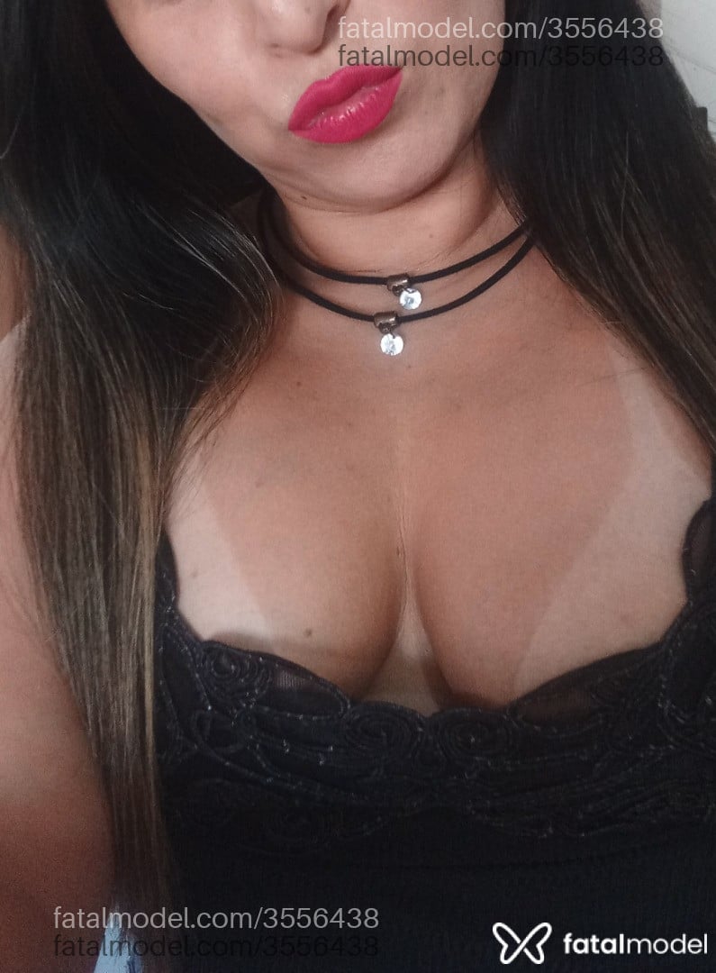 Acompanhante mulher loira (o) de olhos azuis - Sheron