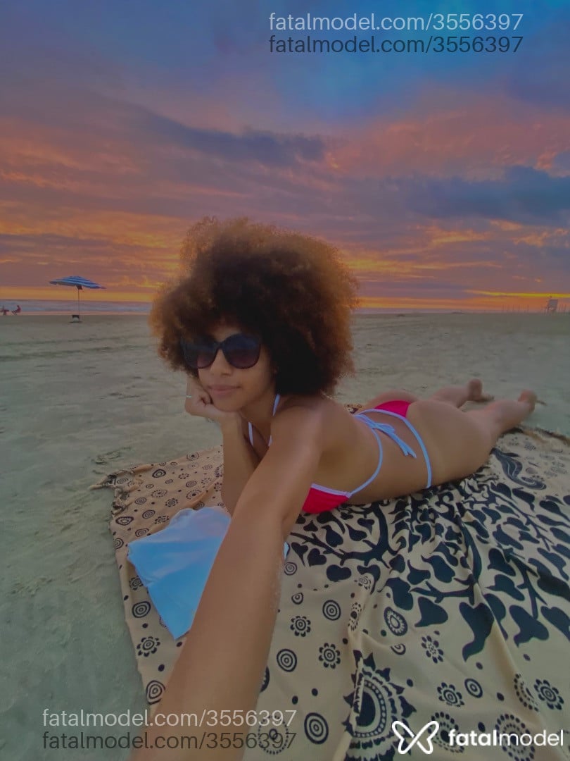 Acompanhante mulher morena (o) de olhos castanhos - PÉROLA PAIXÃO