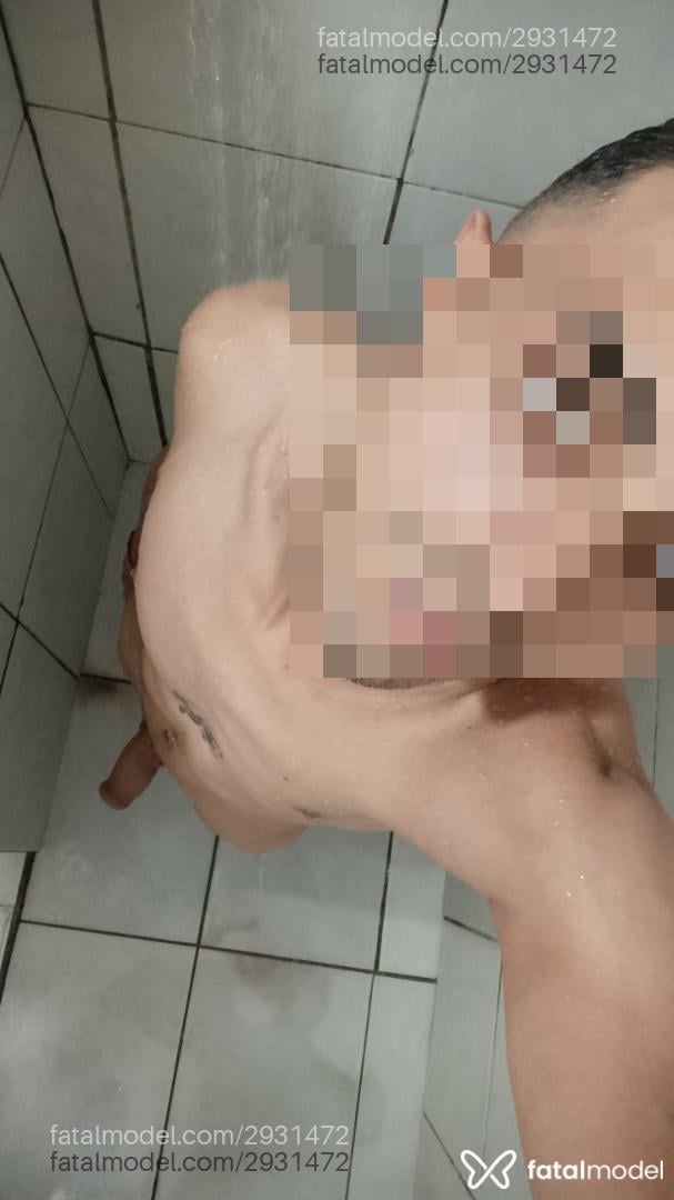 Acompanhante homem com cabelo castanho de olhos mel - Giovanni