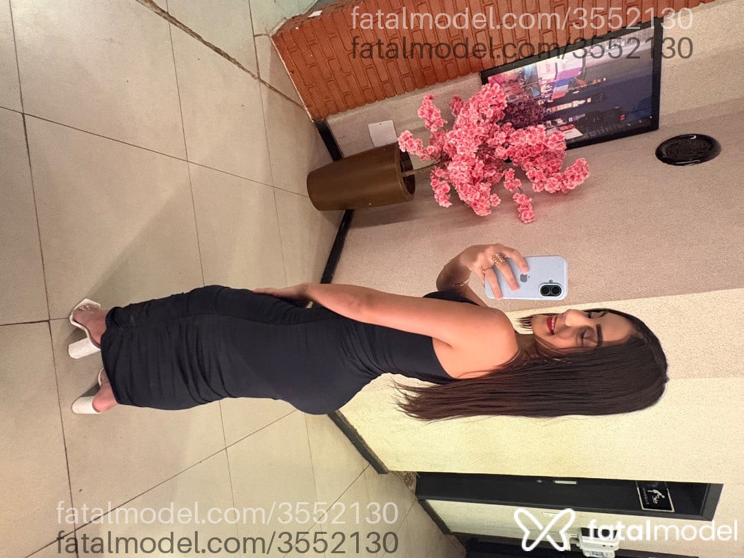 Acompanhante mulher morena (o) de olhos castanhos - Grazielle Lima Acompanhante mulher morena (o) de olhos castanhos - Grazielle Lima