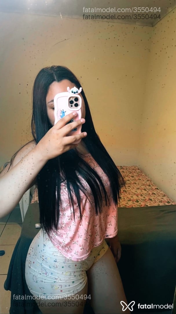 Acompanhante mulher morena (o) de olhos castanhos - Juliana Silva Acompanhante mulher morena (o) de olhos castanhos - Juliana Silva