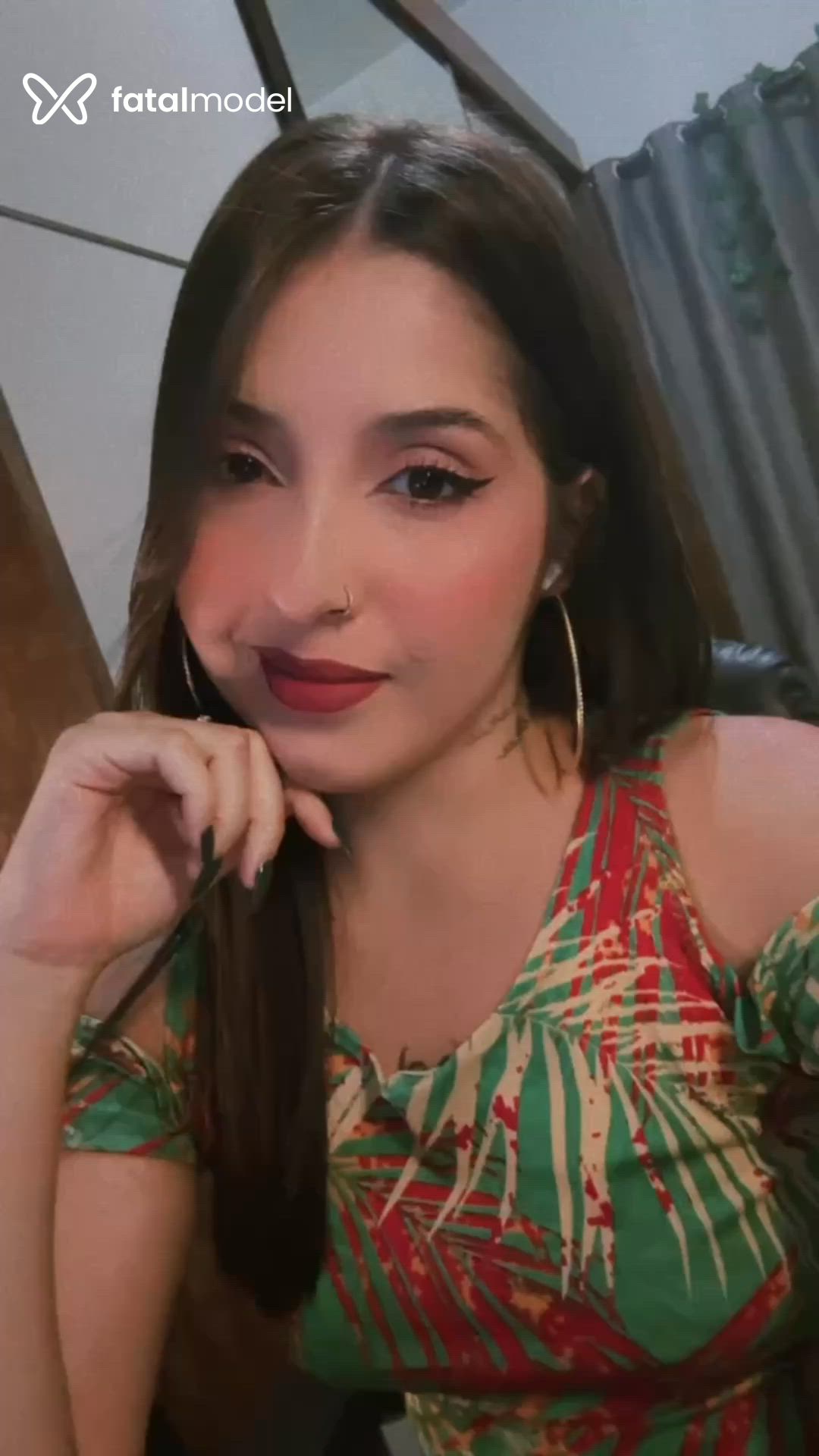 Acompanhante mulher morena (o) de olhos castanhos - Lua Brito