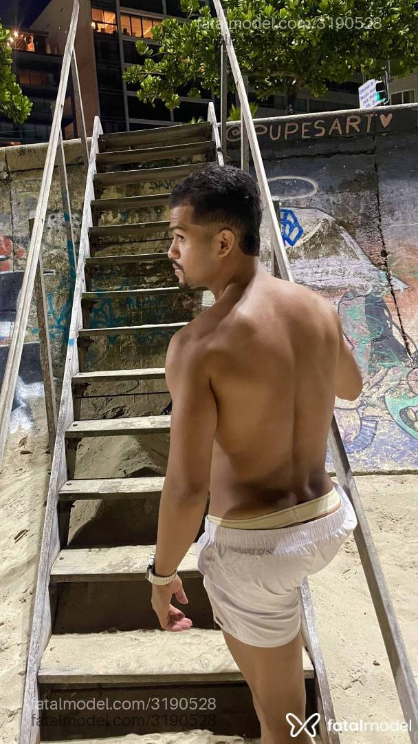 Acompanhante homem morena (o) de olhos pretos em Rio de Janeiro - Gabriel
