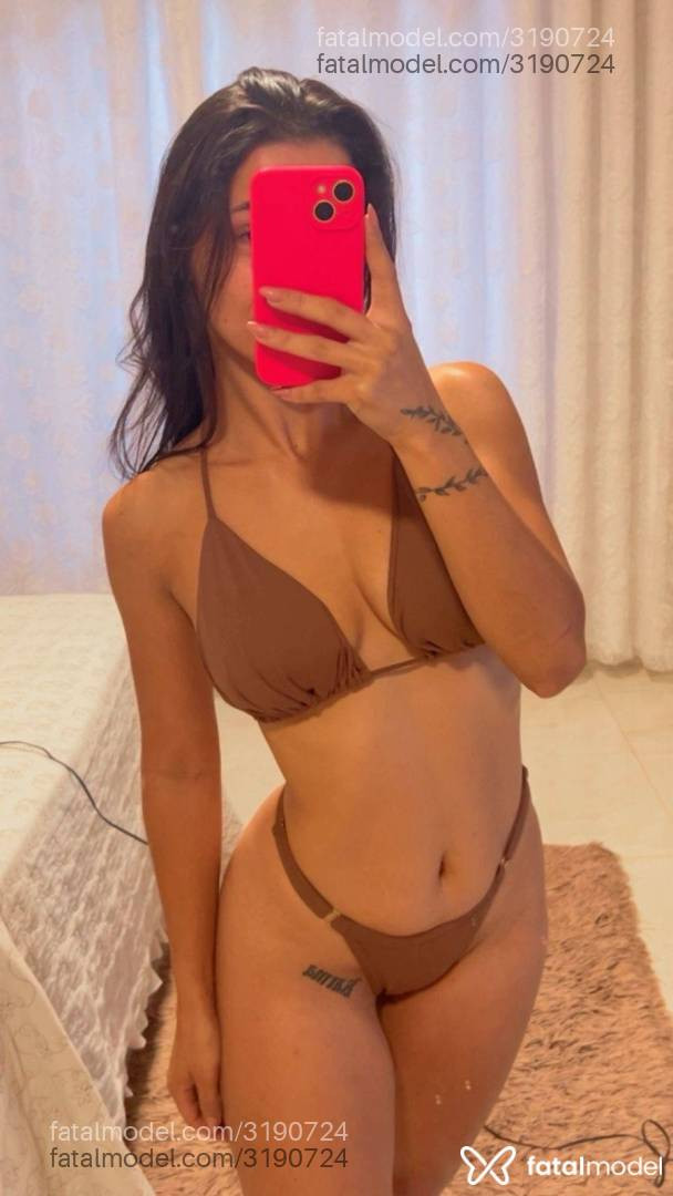 Acompanhante mulher morena (o) de olhos castanhos em Tangará da Serra - Rayssa