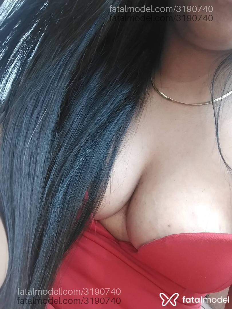 Acompanhante mulher morena (o) de olhos castanhos em Porto Alegre Acompanhante mulher morena (o) de olhos castanhos em Porto Alegre - Nanda