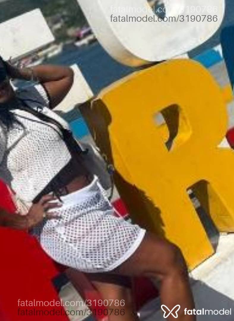 Acompanhante mulher morena (o) de olhos castanhos em Pará de Minas - Sol Martins