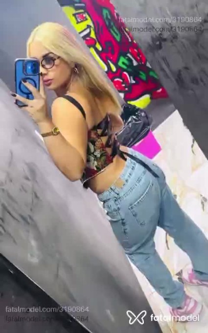 Acompanhante mulher loira (o) de olhos castanhos em Rio de Janeiro - Stella