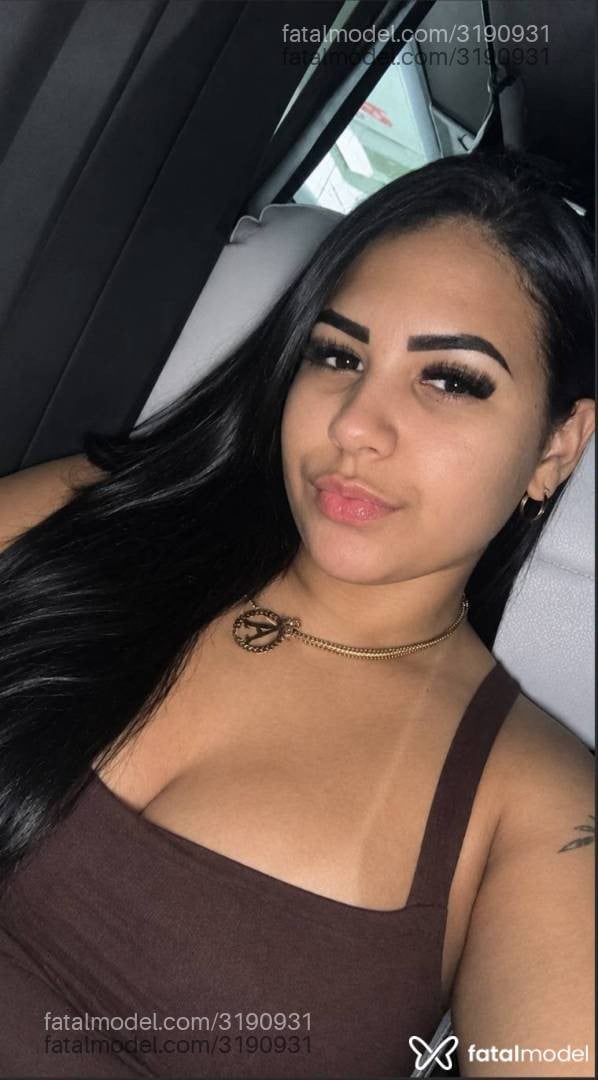Acompanhante mulher morena (o) de olhos castanhos - Leticia