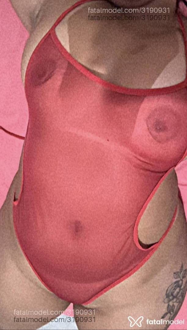 Acompanhante mulher morena (o) de olhos castanhos - Leticia