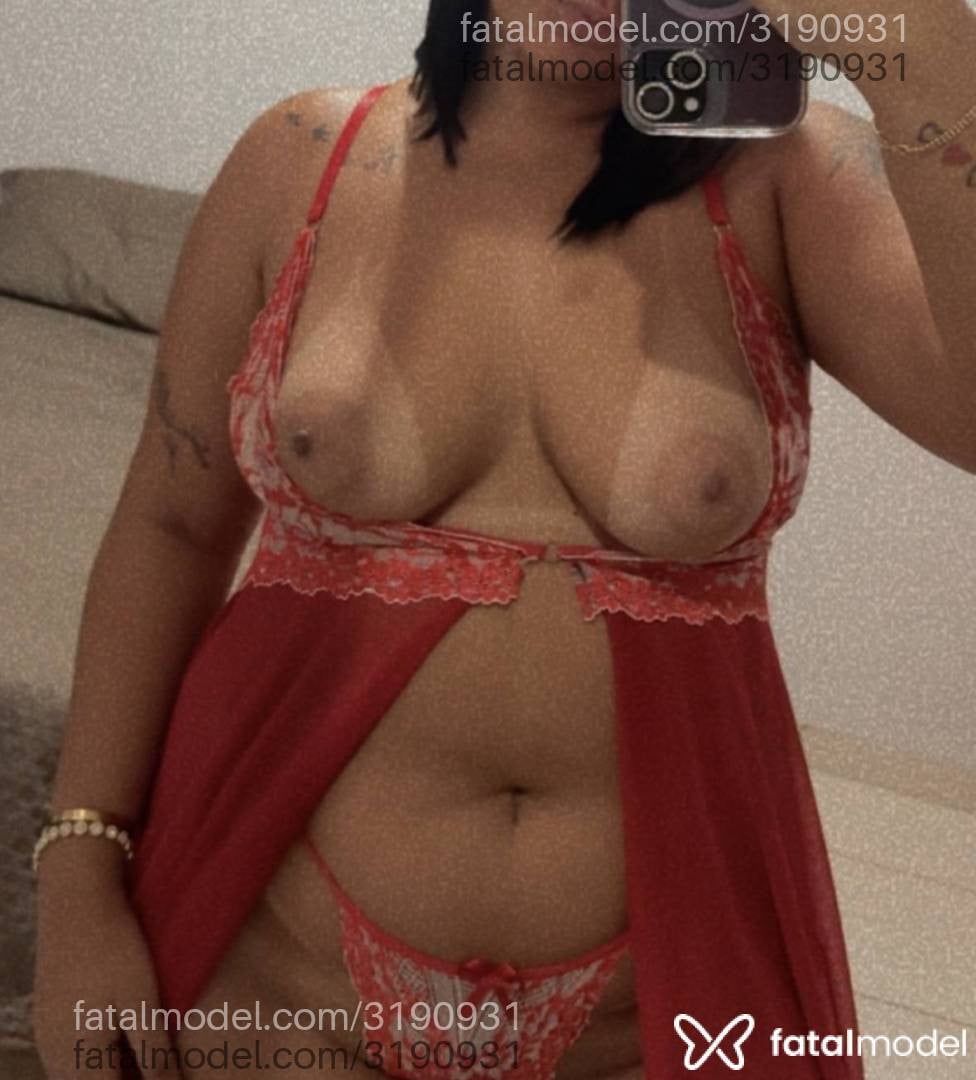 Acompanhante mulher morena (o) de olhos castanhos - Leticia