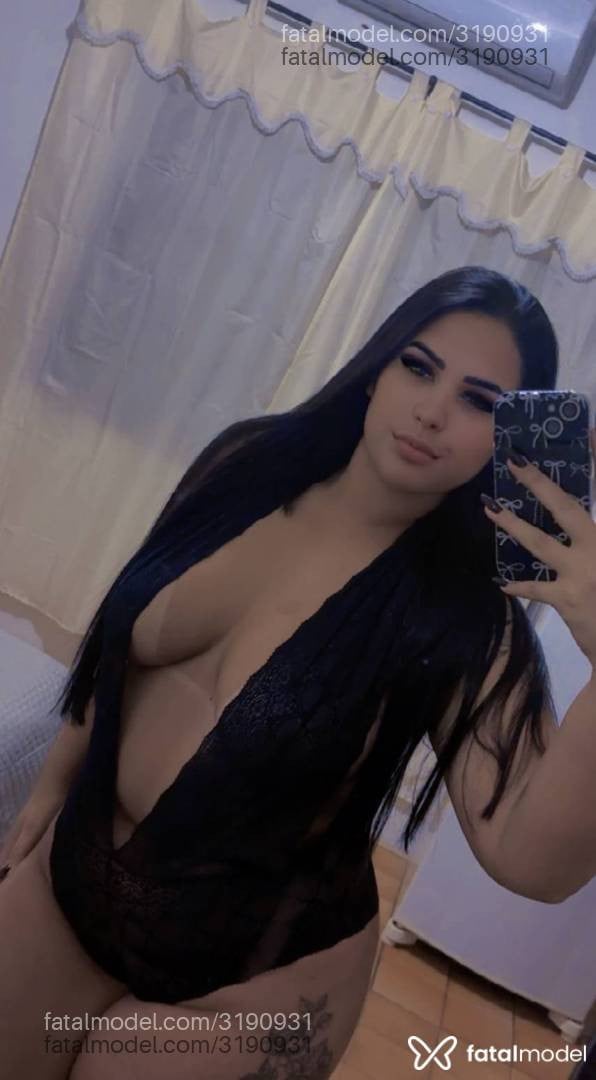 Acompanhante mulher morena (o) de olhos castanhos - Leticia