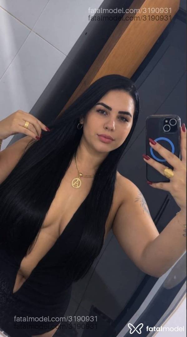 Acompanhante mulher morena (o) de olhos castanhos - Leticia