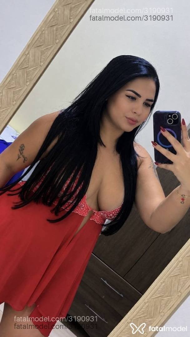 Acompanhante mulher morena (o) de olhos castanhos - Leticia