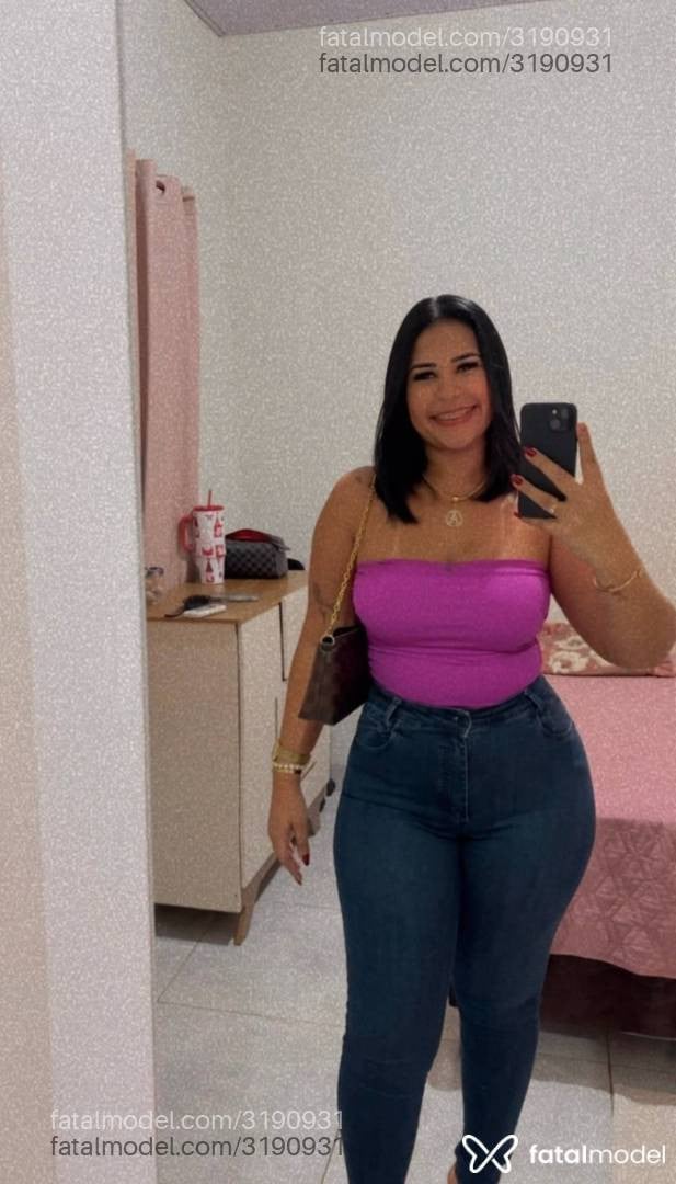 Acompanhante mulher morena (o) de olhos castanhos em Aripuanã - Karol