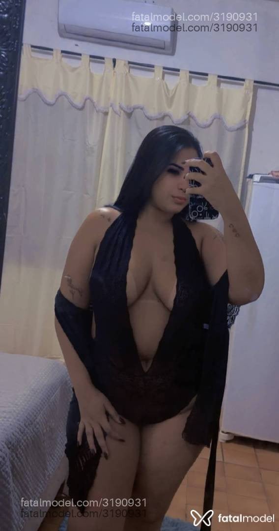 Acompanhante mulher morena (o) de olhos castanhos - Leticia