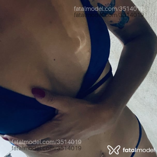 Acompanhante mulher morena (o) de olhos castanhos - Sofia