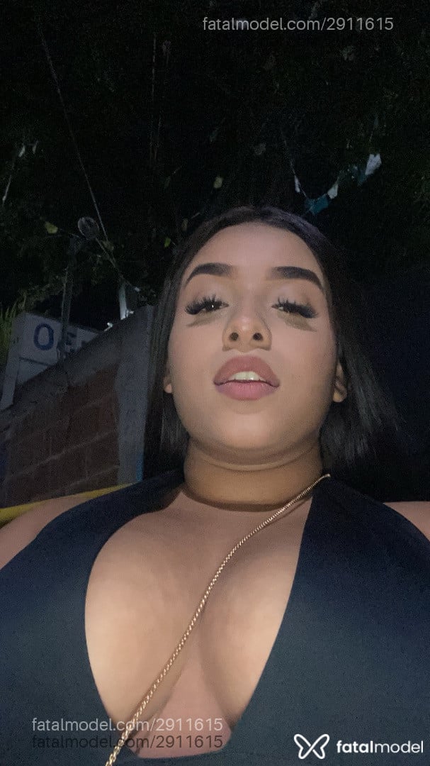 Acompanhante mulher morena (o) de olhos castanhos - Juliana