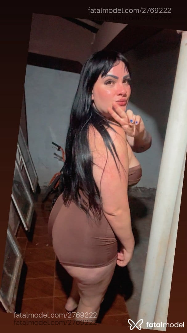 Acompanhante mulher trans morena (o) de olhos castanhos - Thabata Acompanhante mulher trans morena (o) de olhos castanhos - Thabata