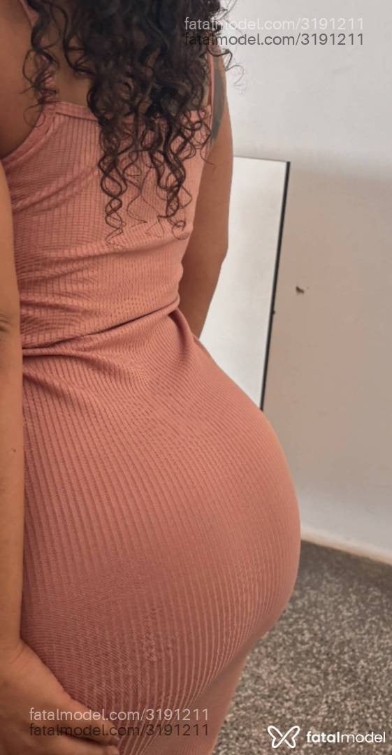 Acompanhante mulher com cabelo castanho de olhos castanhos em Marília - Eduarda Alencar