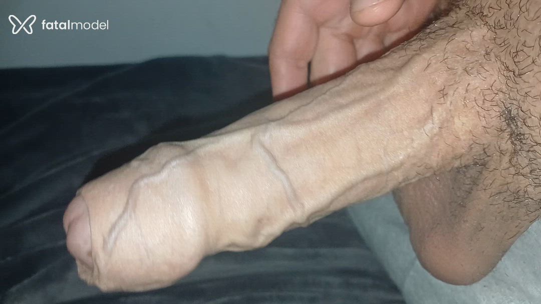 Acompanhante homem morena (o) de olhos pretos - Luiz Acompanhante homem morena (o) de olhos pretos - Luiz