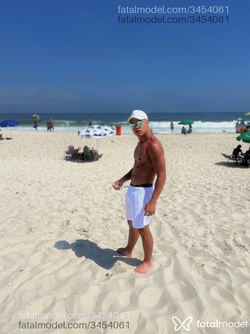 Acompanhante homem morena (o) de olhos castanhos - Caio Santos