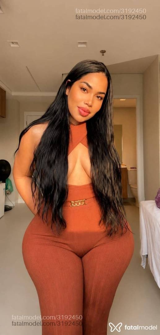 Acompanhante mulher com cabelo castanho de olhos castanhos em São Paulo - Maya