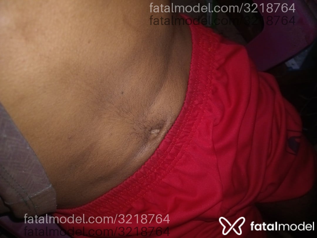 Acompanhante homem com cabelo grisalho de olhos castanhos - Cicero