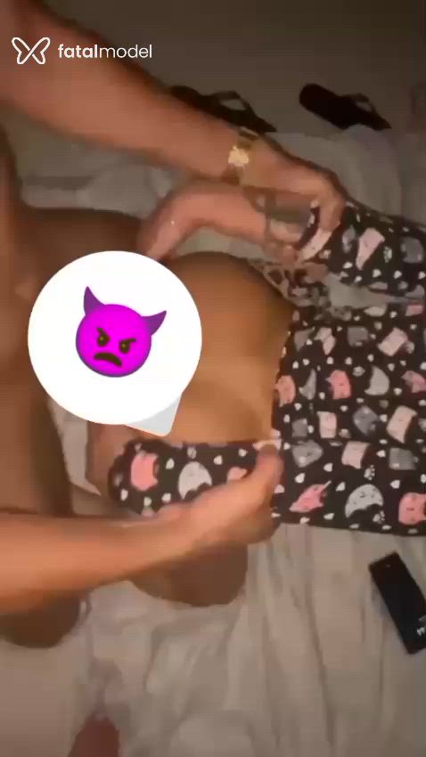 Acompanhante mulher morena (o) de olhos castanhos - Juuh Ferraz