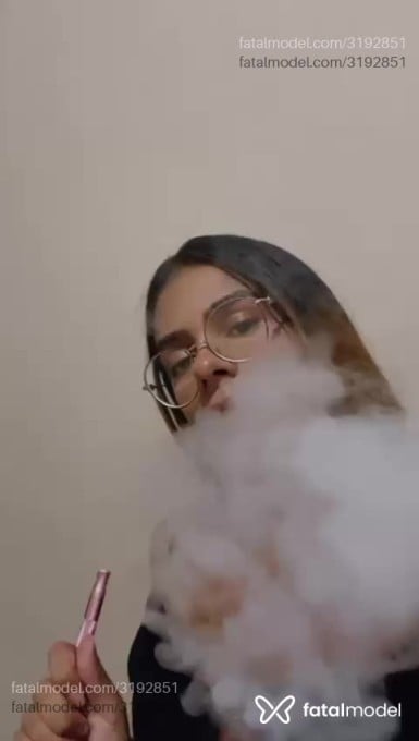 Acompanhante mulher trans com cabelo castanho de olhos castanhos em Tatuí Acompanhante mulher trans com cabelo castanho de olhos castanhos em Tatuí - Rayssa