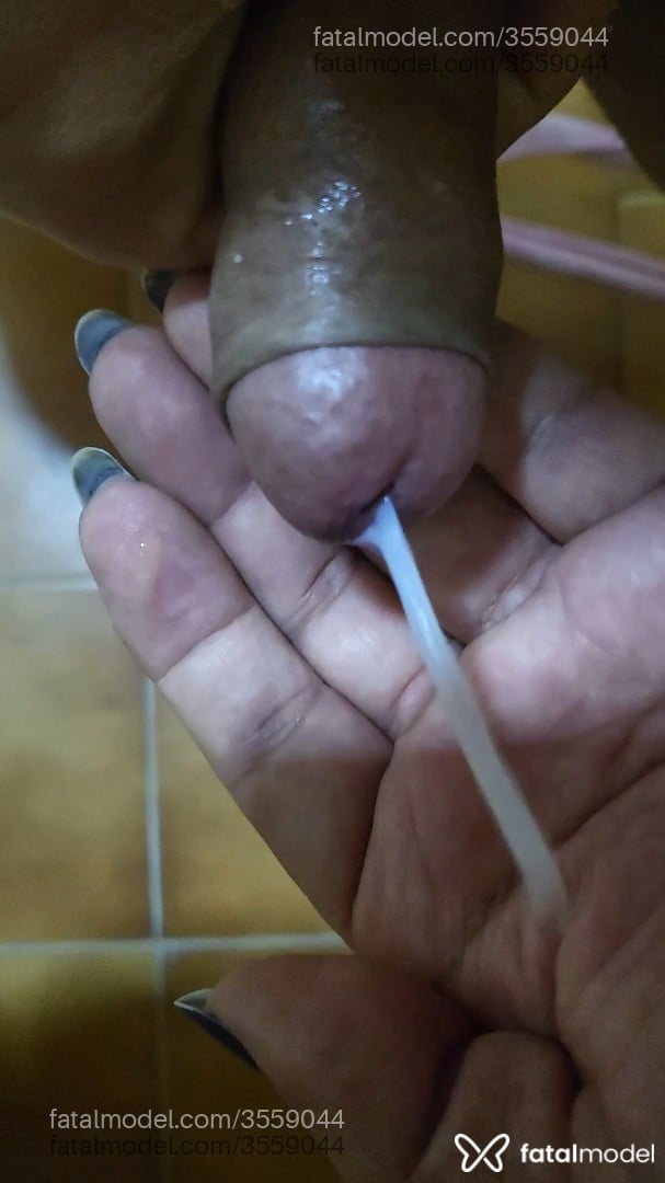 Acompanhante mulher trans morena (o) de olhos azuis - Sarah Góes Acompanhante mulher trans morena (o) de olhos azuis - Sarah Góes