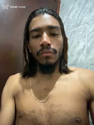 Acompanhante homem com cabelo castanho de olhos castanhos - Bruno Mineirin