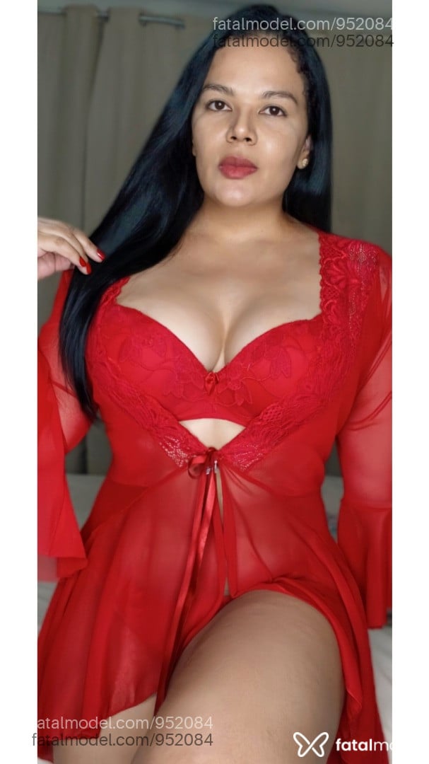 Acompanhante mulher morena (o) de olhos castanhos - Lorena