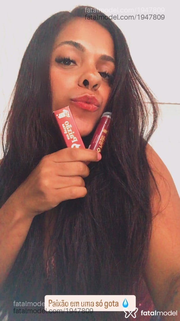 Acompanhante mulher com cabelo castanho de olhos castanhos - Bruninhaasurfis