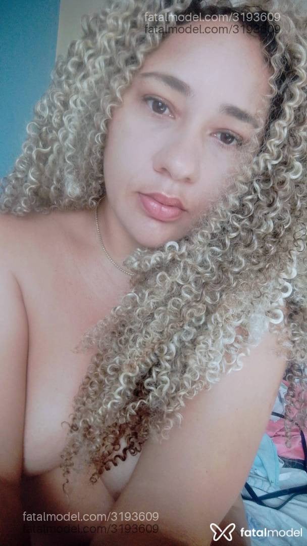 Acompanhante mulher loira (o) de olhos castanhos em Juazeiro - Anna