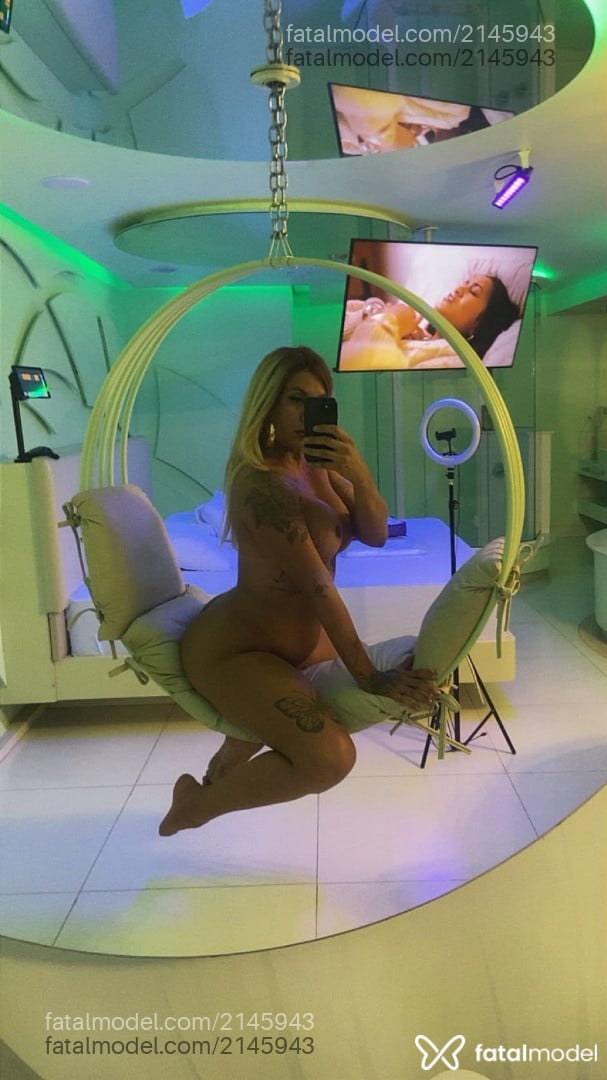 Acompanhante mulher trans morena (o) de olhos castanhos - Jessica
