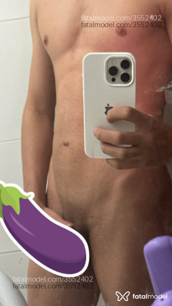 Acompanhante homem morena (o) de olhos castanhos - Henri