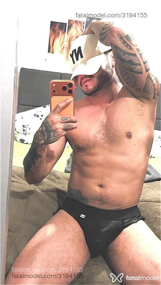 Acompanhante homem morena (o) de olhos castanhos - Fabioxl