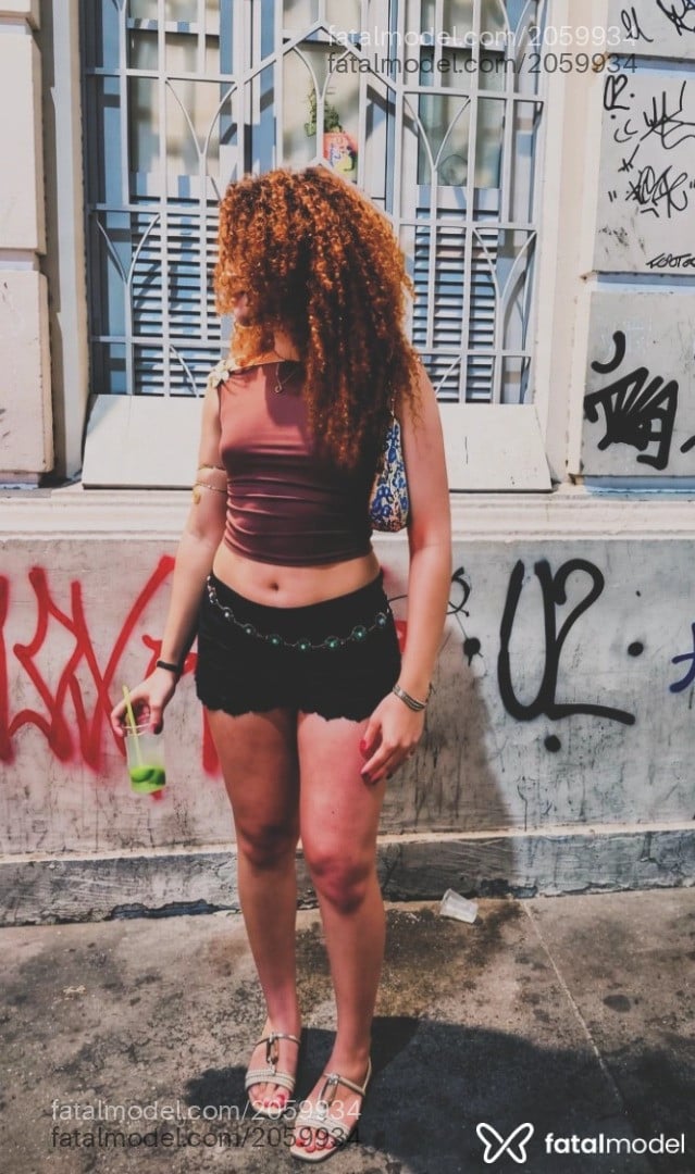 Acompanhante mulher trans ruiva (o) de olhos castanhos - Tiffany Acompanhante mulher trans ruiva (o) de olhos castanhos - Tiffany