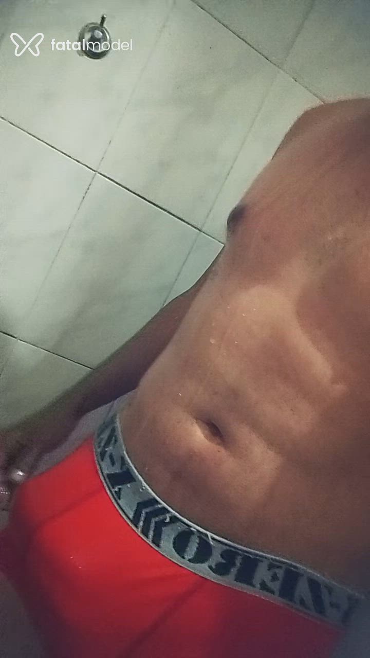 Acompanhante homem com cabelo castanho de olhos castanhos - Mineirinho