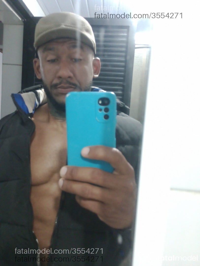 Acompanhante homem morena (o) de olhos pretos - Nego Junior