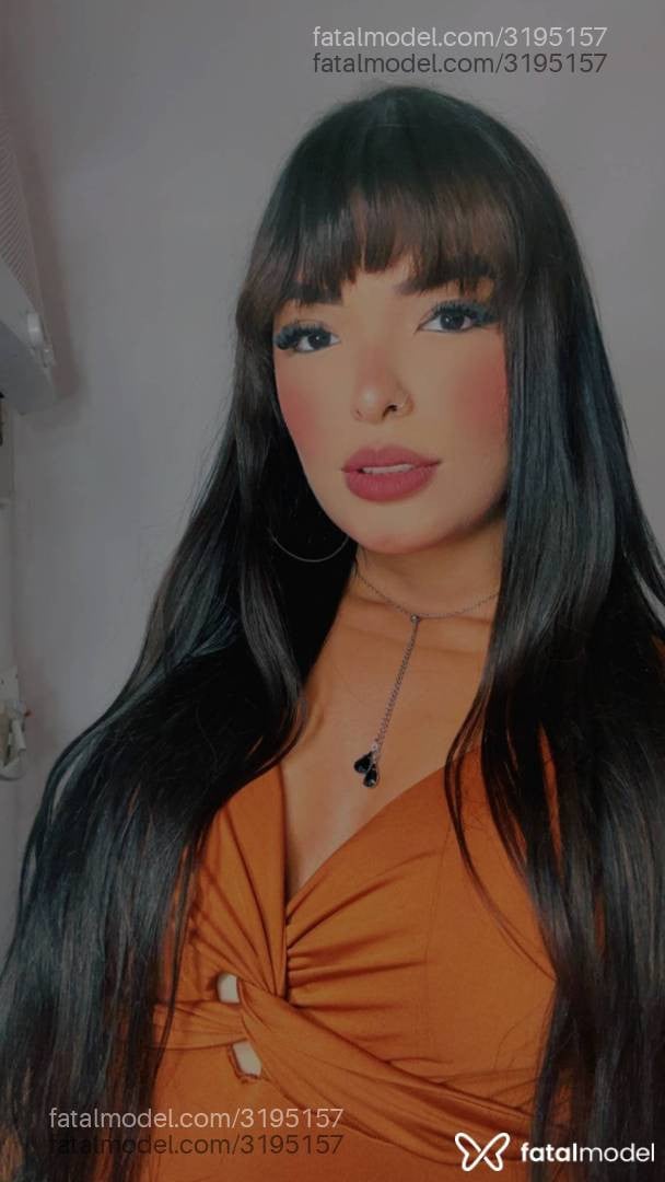 Acompanhante mulher morena (o) de olhos pretos em São Lourenço - Laíis