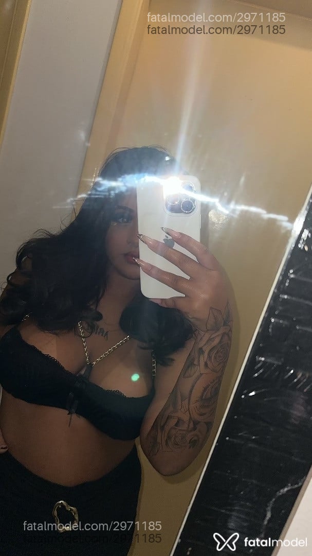 Acompanhante mulher morena (o) de olhos mel - Nala
