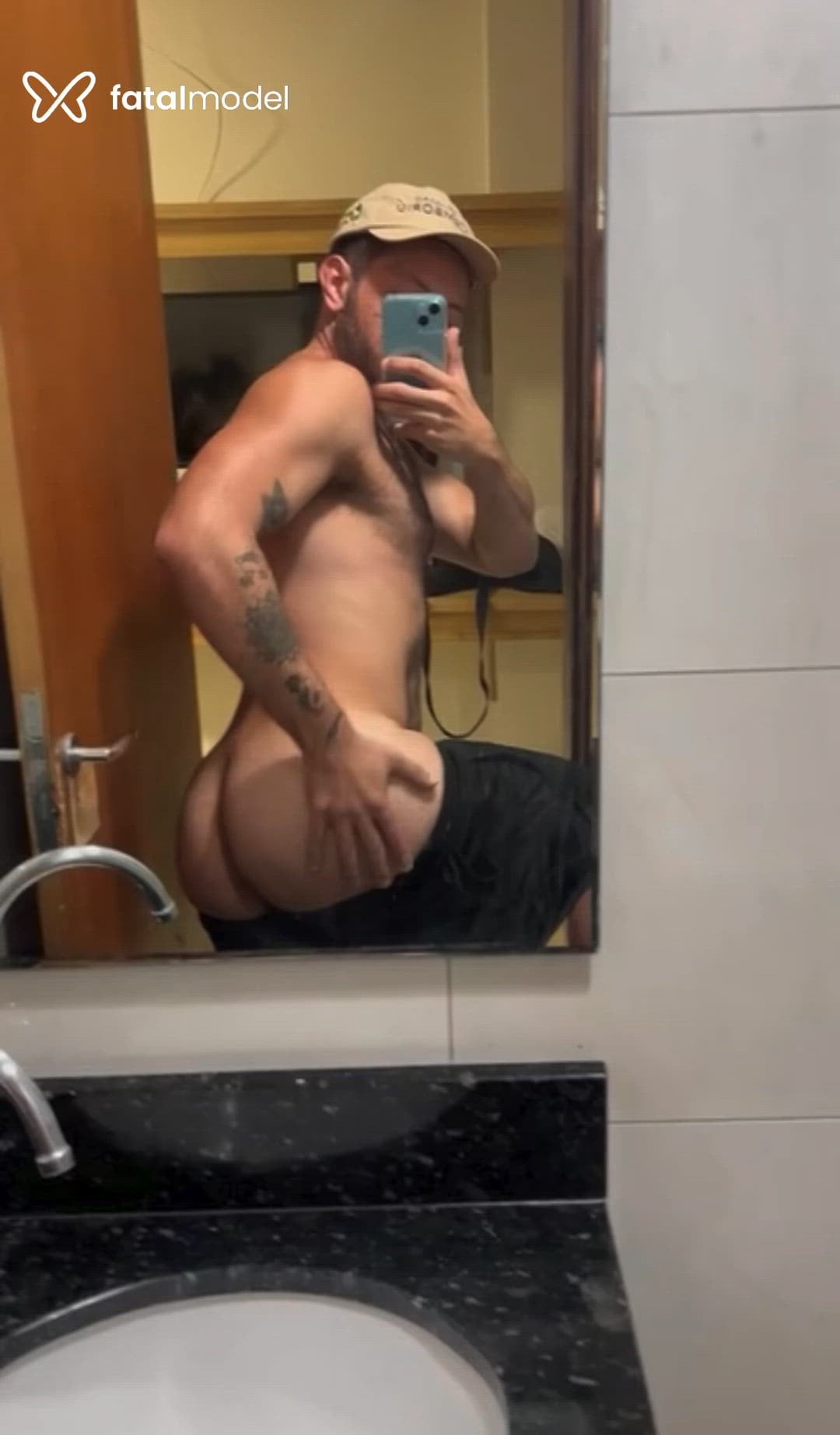 Acompanhante homem com cabelo castanho de olhos pretos - Lucas Rafael