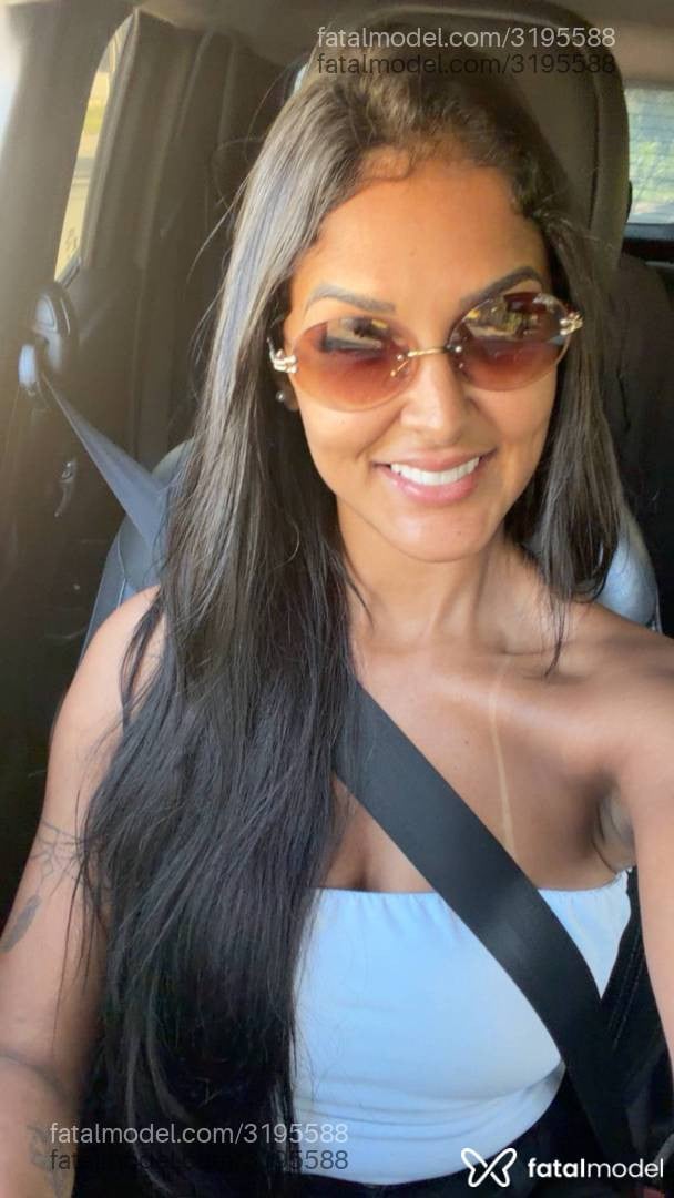 Acompanhante mulher morena (o) de olhos pretos em Cabo Frio - Morenah