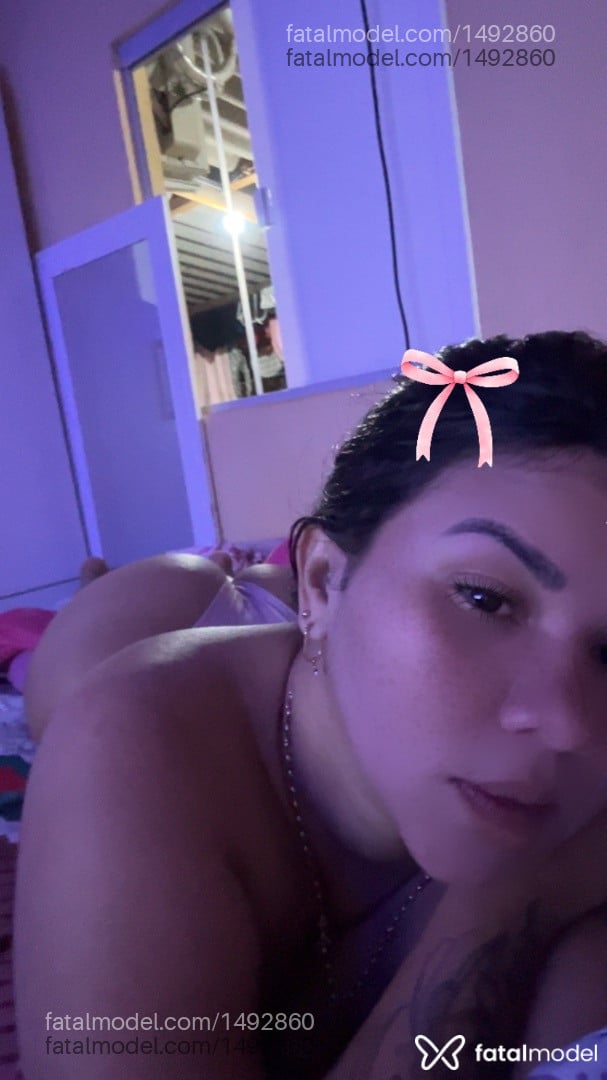 Acompanhante mulher morena (o) de olhos castanhos - Gabriela