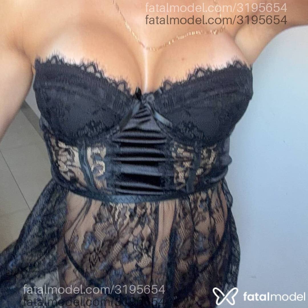 Acompanhante mulher morena (o) de olhos mel em Goiânia - Ysis Couto