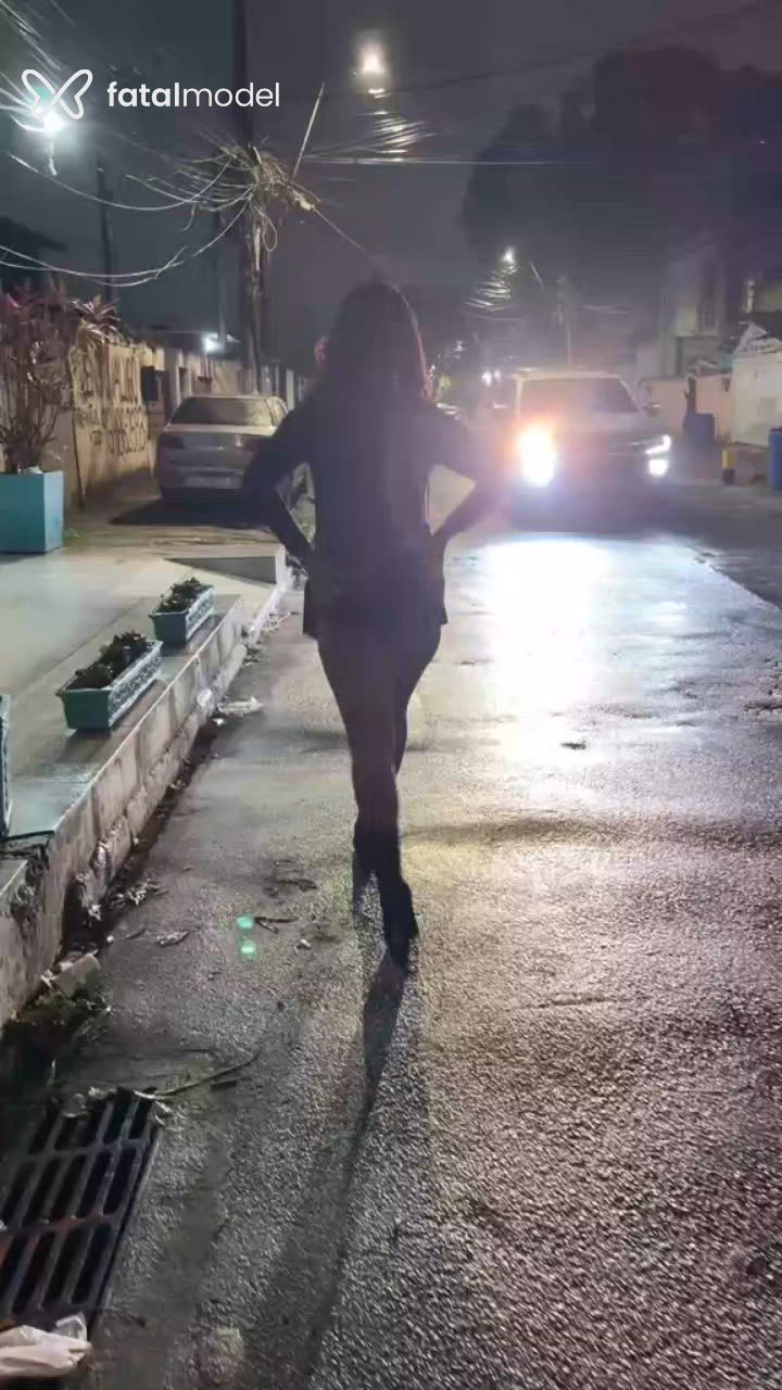 Acompanhante mulher trans morena (o) de olhos castanhos - Tamara Oliver