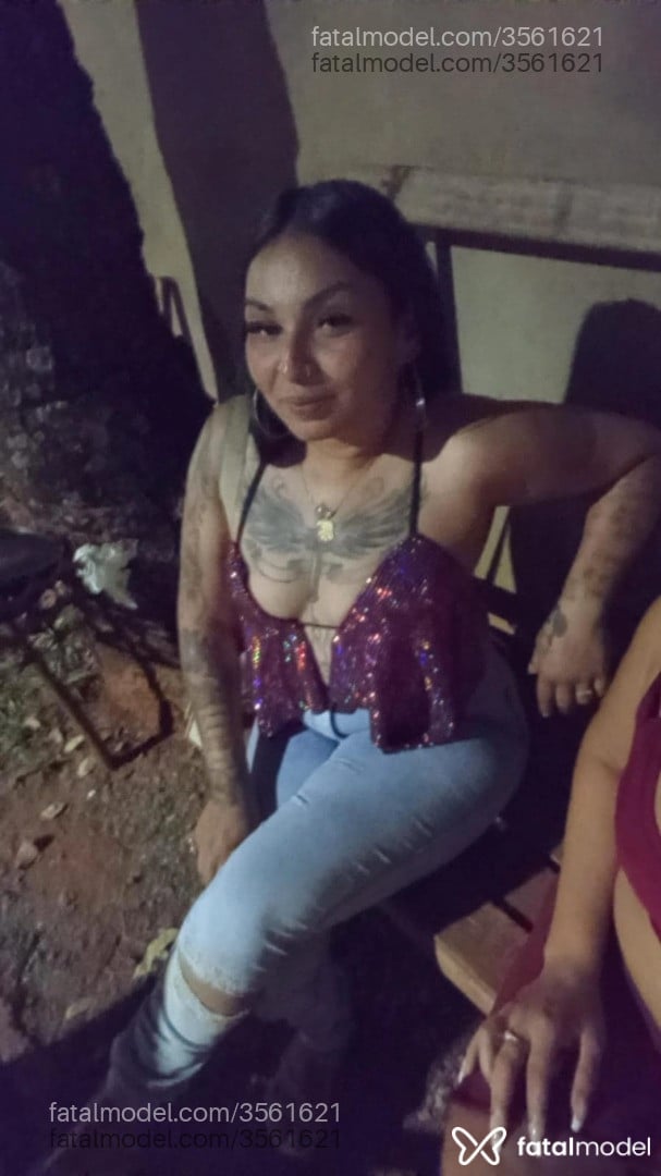 Acompanhante mulher morena (o) de olhos pretos - Tifany Acompanhante mulher morena (o) de olhos pretos - Tifany